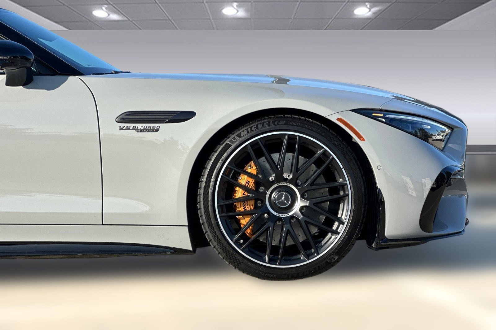 Certified 2022 Mercedes-Benz SL 63 AMG 4MATIC image 35