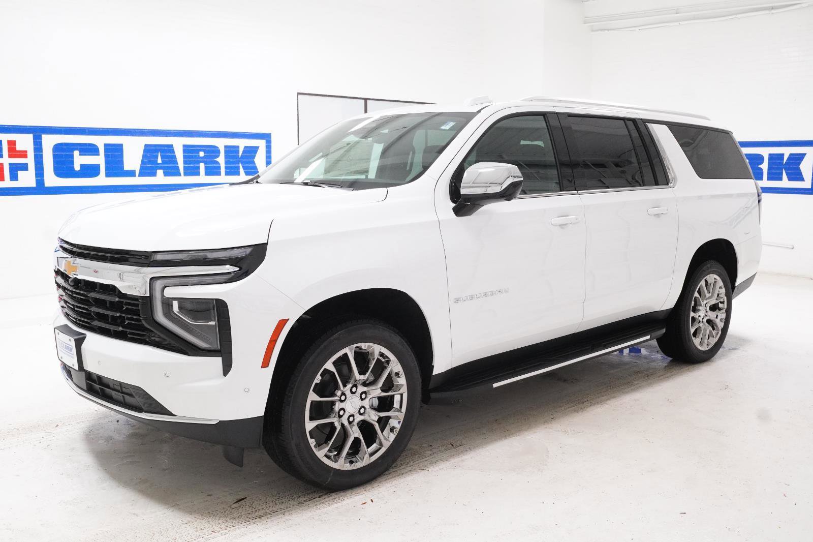 New 2026 Chevrolet Suburban LS w/ LPO, Chrome Package RWD image 10
