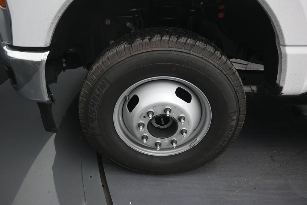 Used 2026 Ford F350 XL AWD/4WD image 9