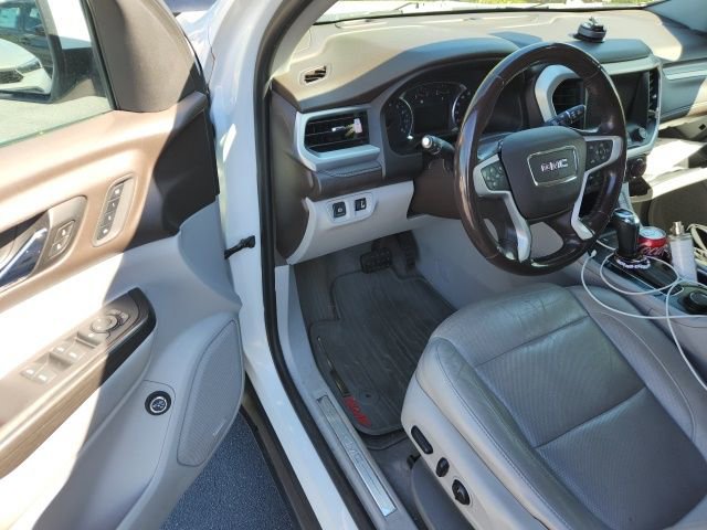 Used 2018 GMC Acadia SLT image 9