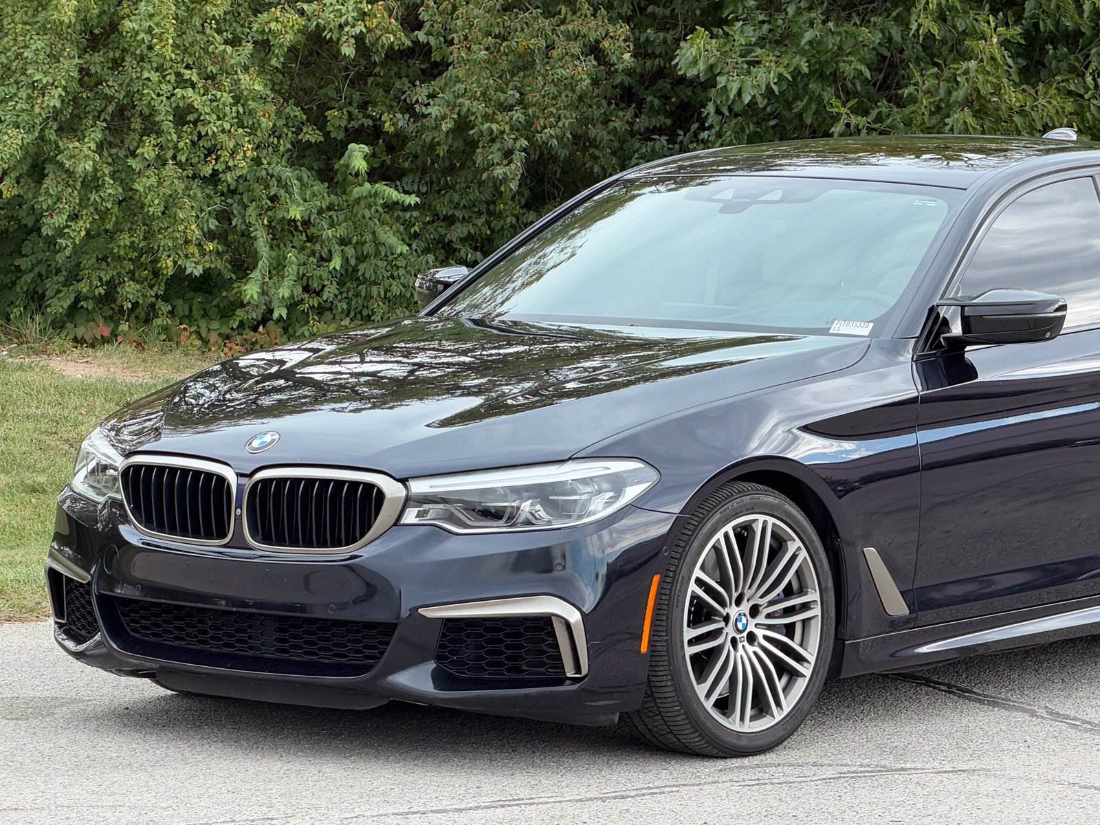 Used 2018 BMW M550i xDrive AWD/4WD image 11