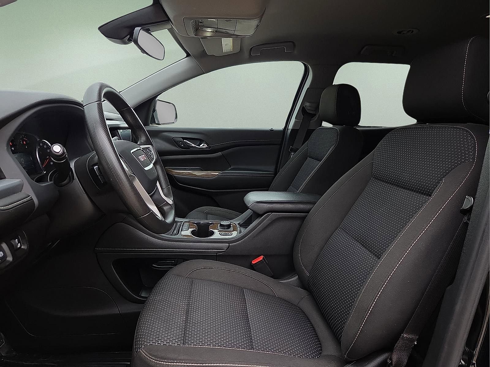 Used 2021 GMC Acadia SLE w/ Driver Convenience Package image 15