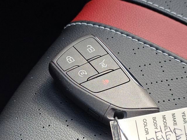 New 2026 Chevrolet Traverse RS w/ LPO, Floor Liner Package image 35