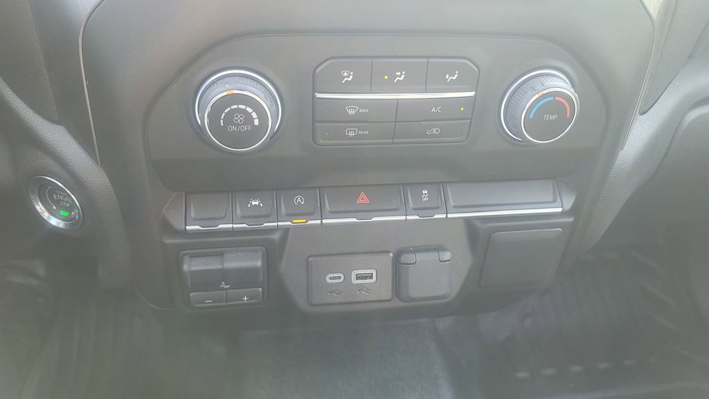 Used 2025 Chevrolet Silverado 1500 W/T w/ WT Value Package image 23