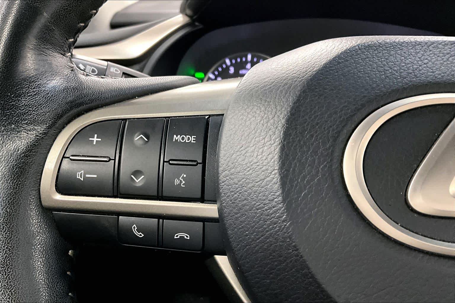 Used 2019 Lexus RX 350 FWD w/ Navigation Package image 23