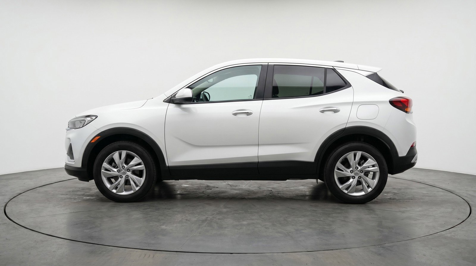 Used 2025 Buick Encore GX Preferred AWD/4WD image 5