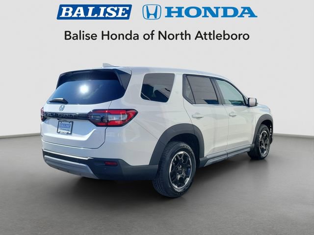 Used 2025 Honda Pilot EX-L image 8