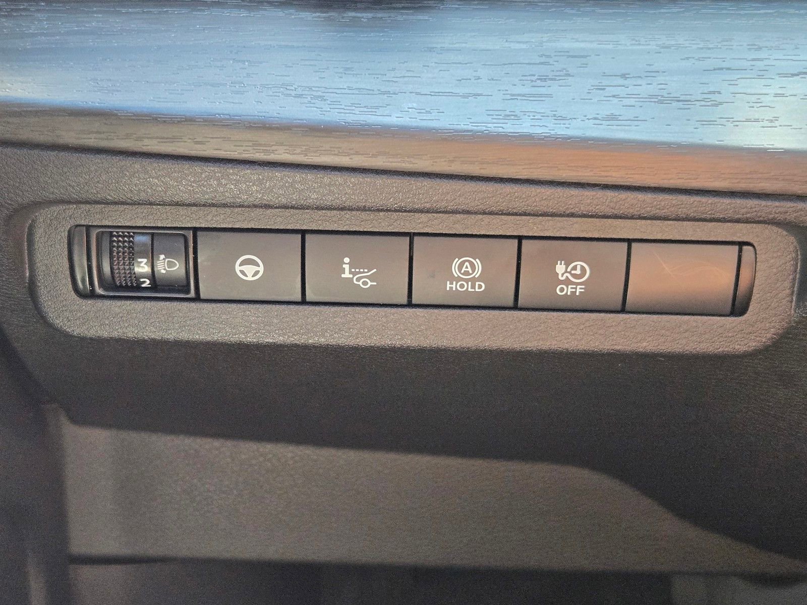 Used 2023 Nissan Ariya FWD image 30