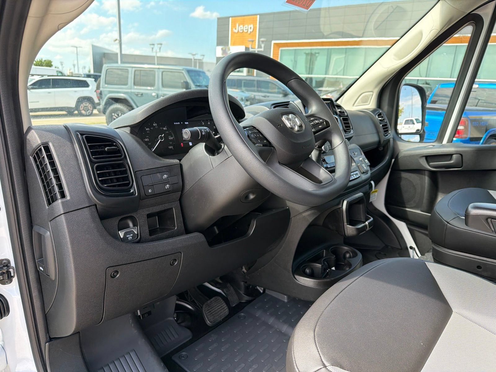 New 2027 RAM ProMaster 3500 FWD image 10
