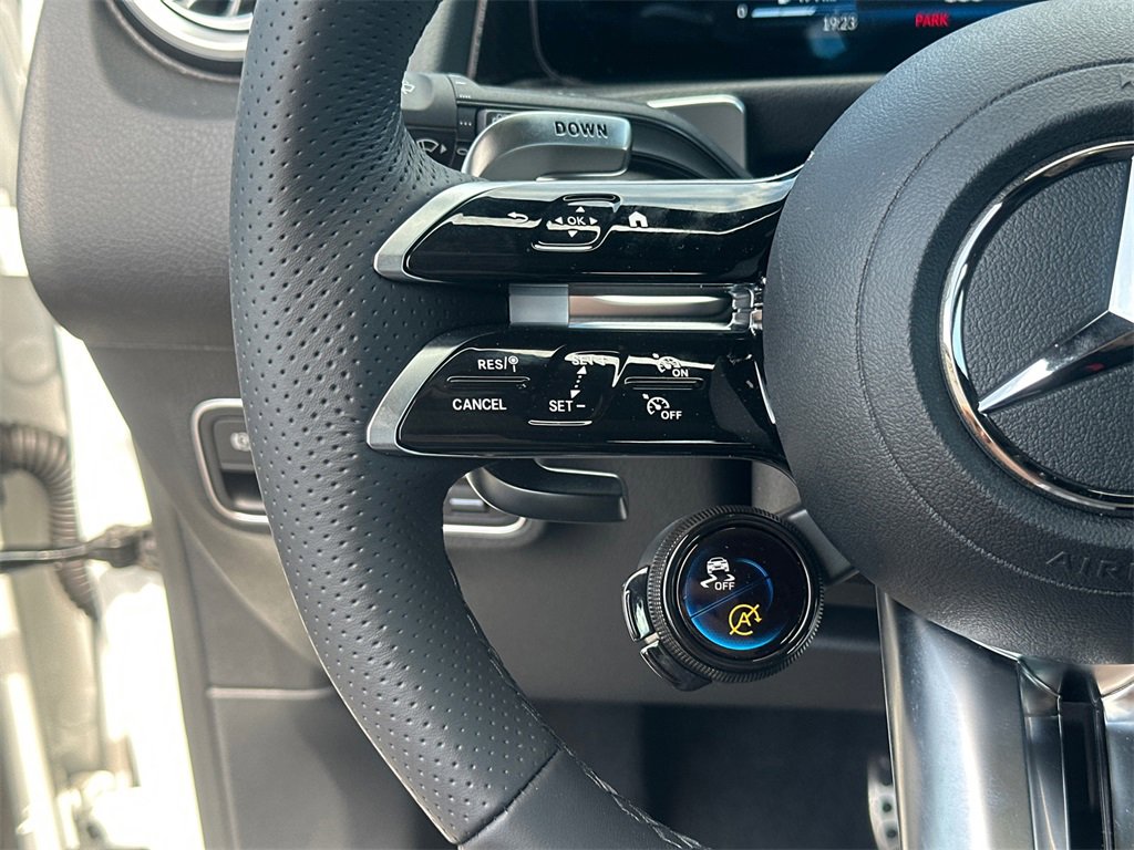 New 2026 Mercedes-Benz GLB 35 AMG 4MATIC image 28