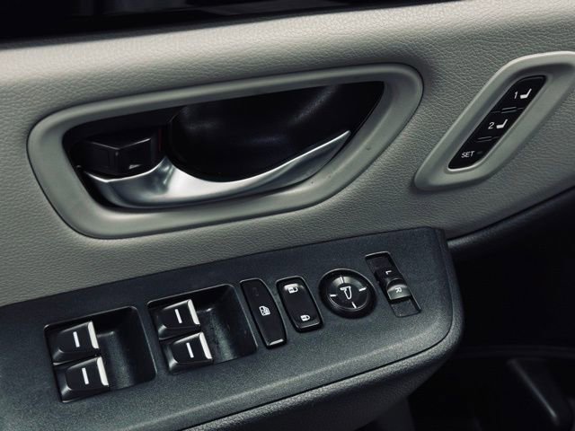 Used 2024 Honda Pilot Touring image 15