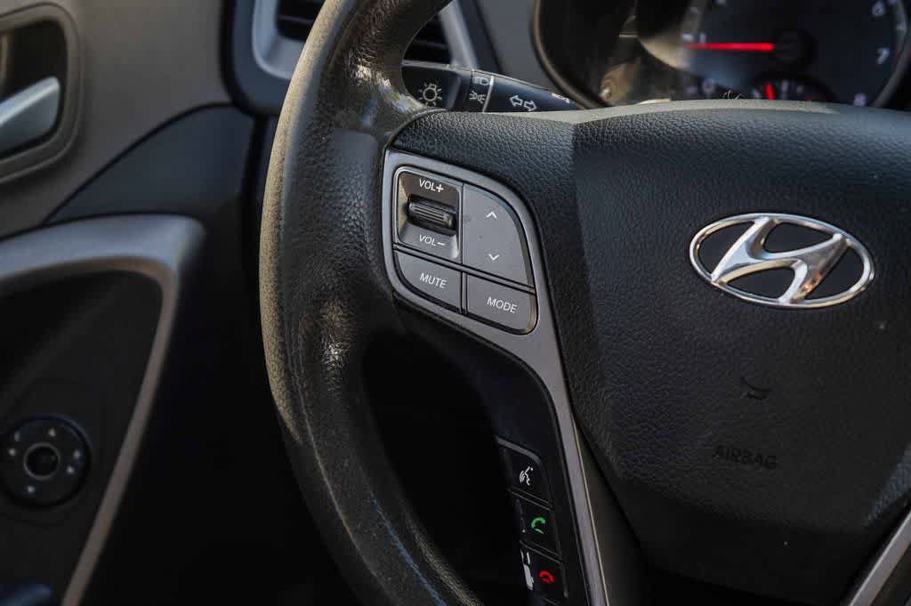 Used 2015 Hyundai Santa Fe Sport FWD image 14
