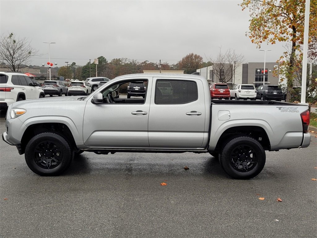 Used 2022 Toyota Tacoma SR image 4