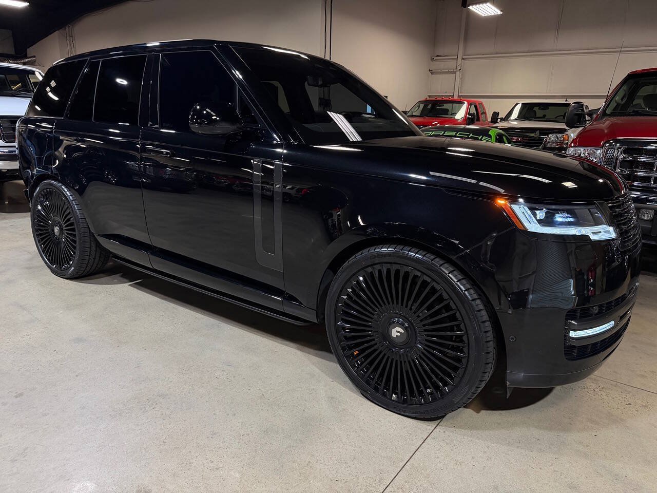 Used 2023 Land Rover Range Rover SE AWD/4WD image 24