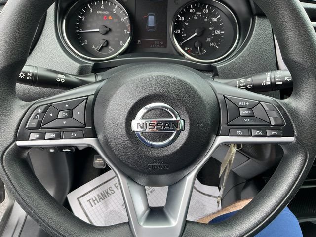 Used 2017 Nissan Rogue S FWD image 25