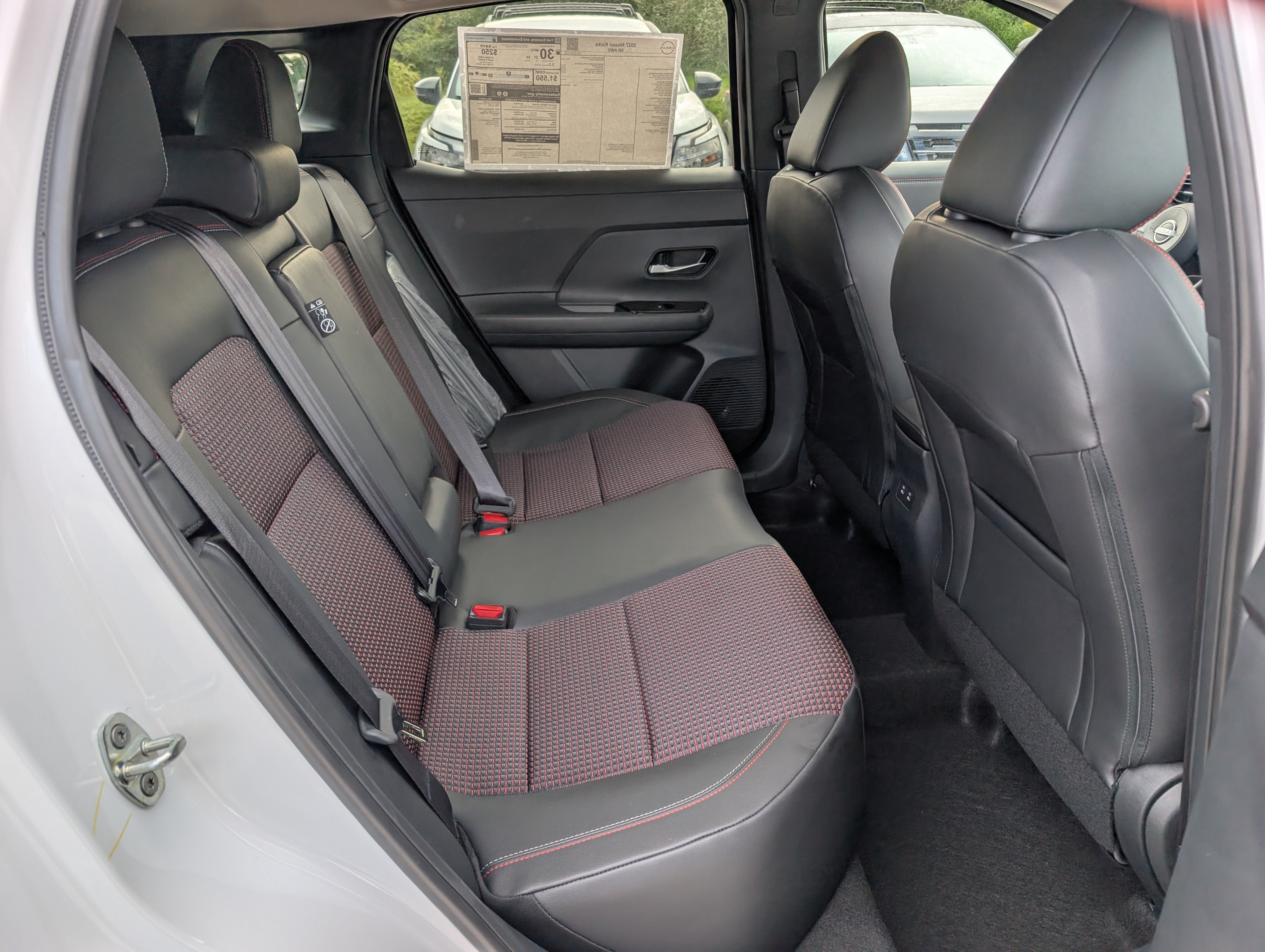 New 2027 Nissan Kicks SR AWD/4WD image 9