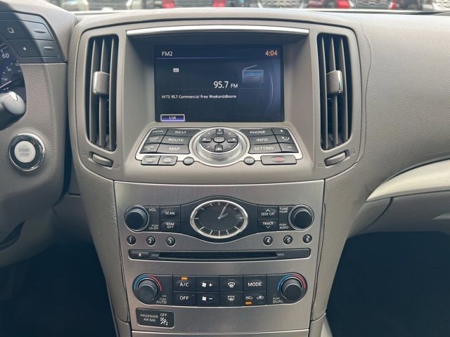 Used 2010 INFINITI G37 Journey w/ Premium Pkg image 15