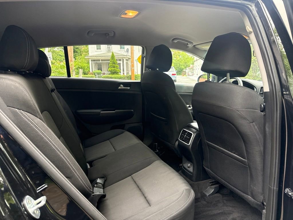 Used 2022 Kia Sportage LX AWD/4WD image 31