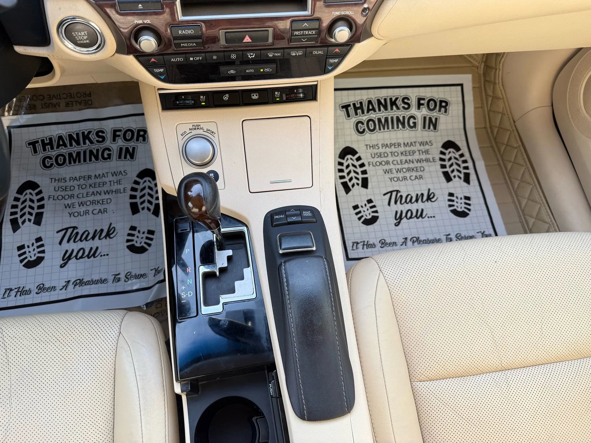 Used 2013 Lexus ES 350 w/ Luxury Pkg image 23