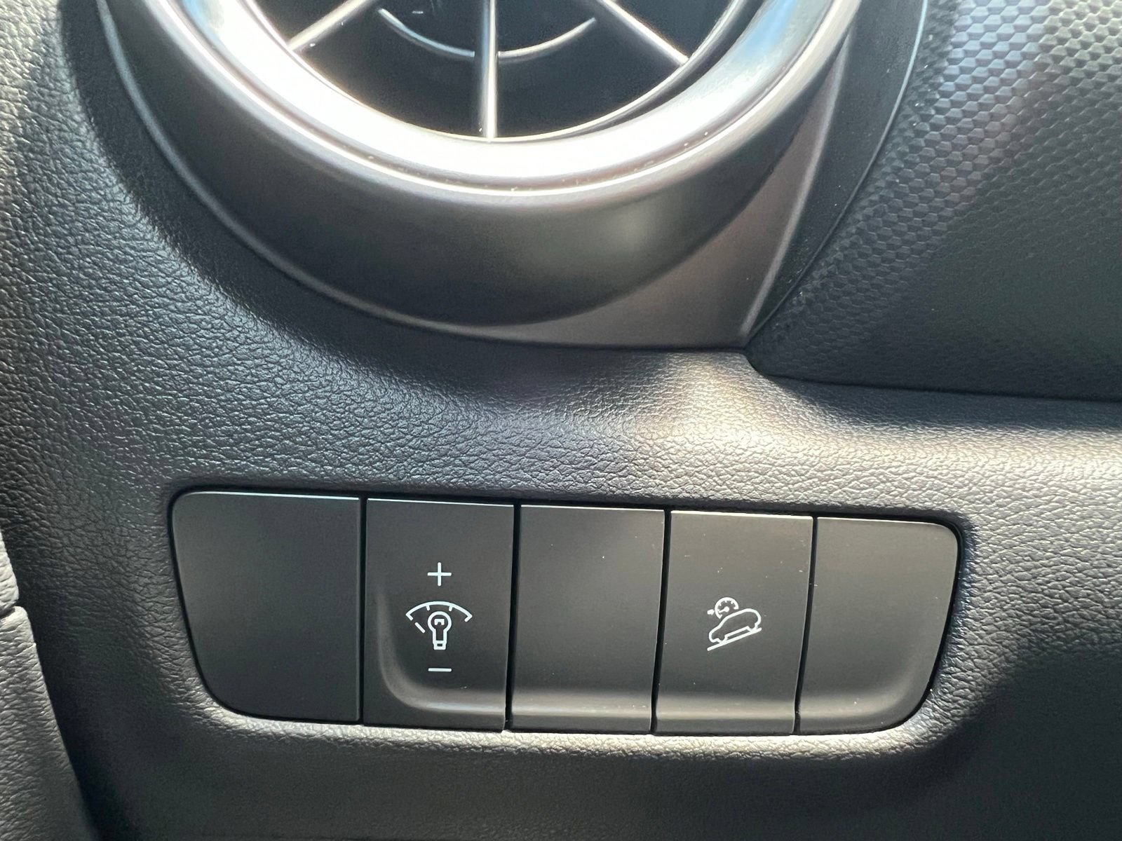 Used 2023 Hyundai Kona N FWD image 36