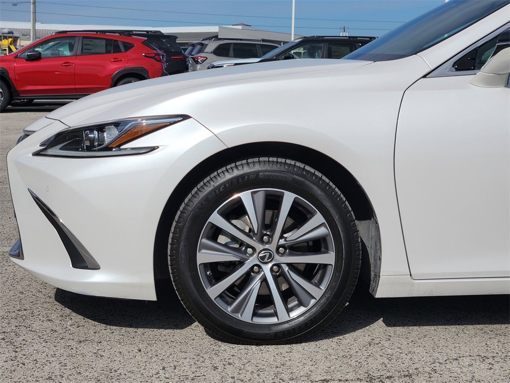 Used 2019 Lexus ES 350 image 6