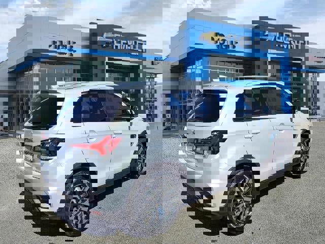 Used 2022 Mitsubishi Outlander Sport ES image 2