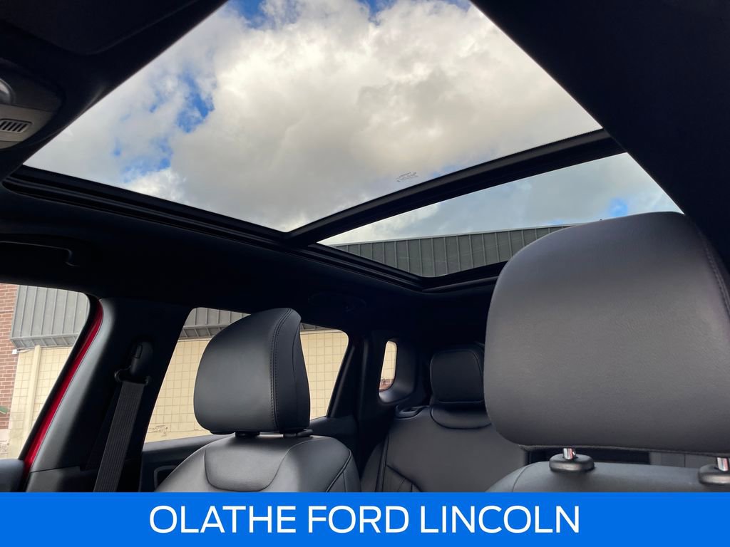 Used 2024 Jeep Compass Latitude w/ Sun and Sound Group image 26