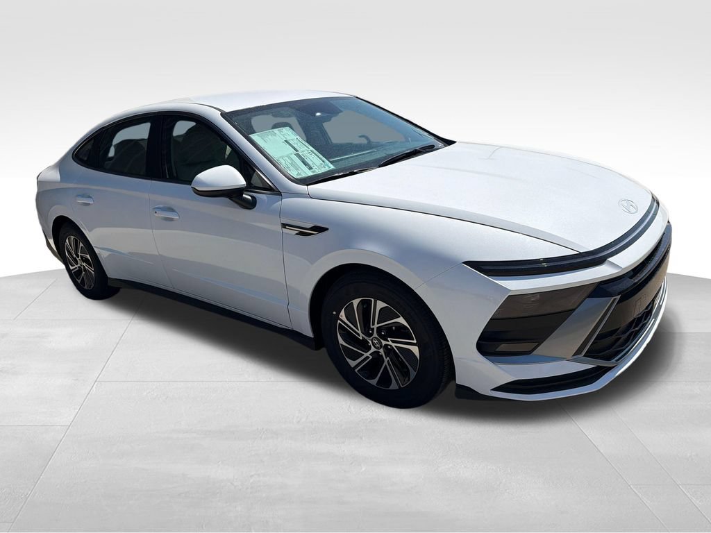 New 2026 Hyundai Sonata Blue FWD image 9