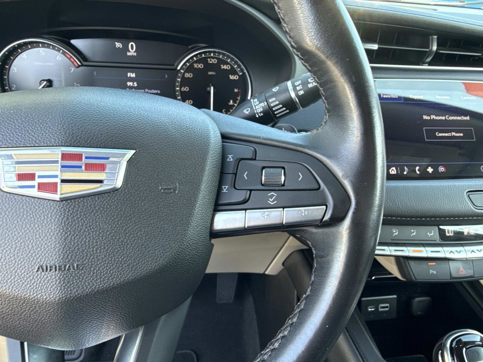 Used 2022 Cadillac XT4 Premium Luxury w/ Safety Alert Package image 31