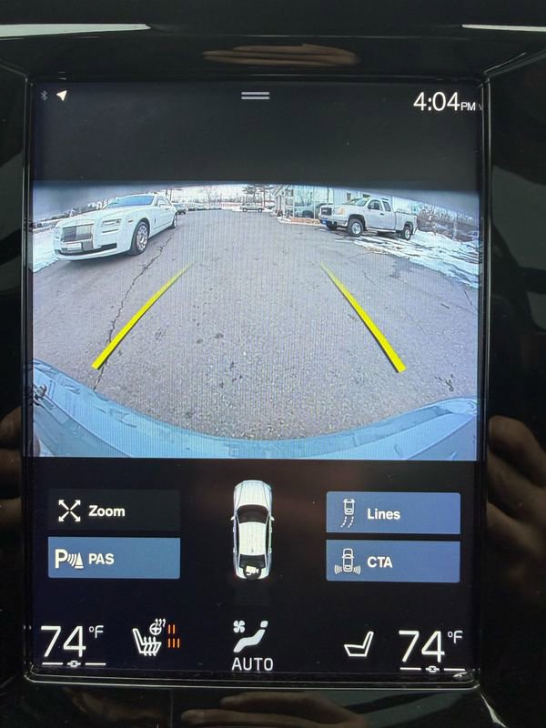 Used 2022 Volvo S60 B5 Momentum w/ Climate Package image 17