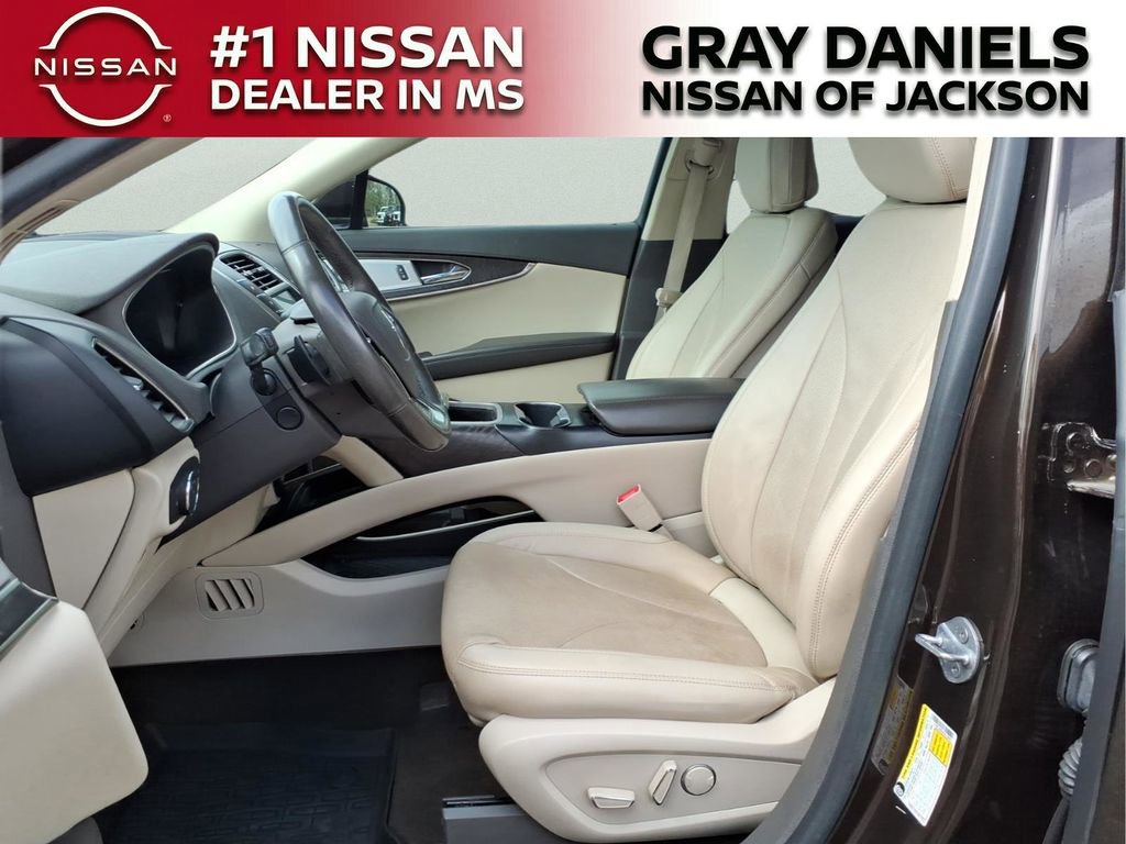 Used 2020 Lincoln Nautilus Reserve w/ Equipment Group 202A image 23