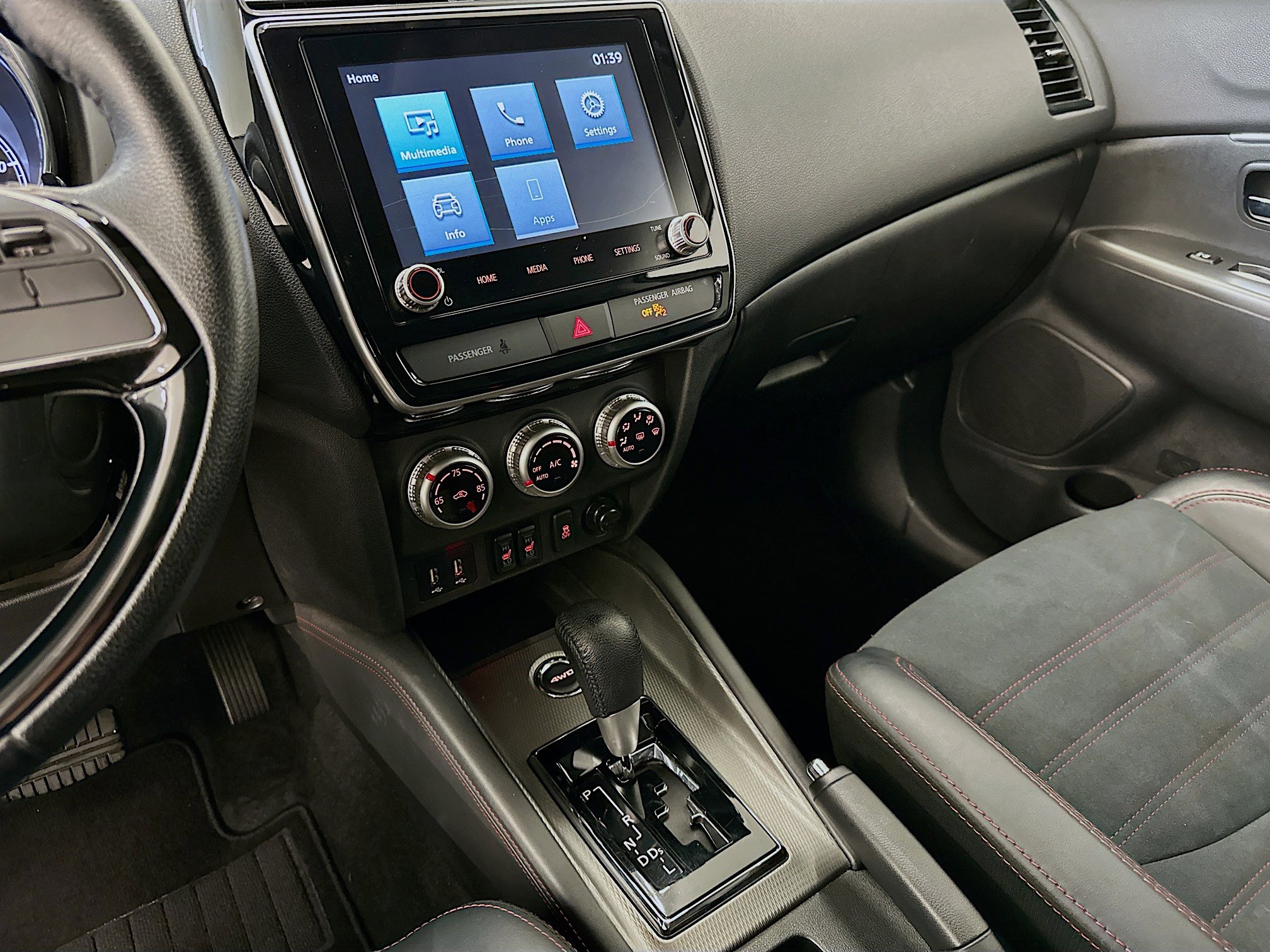 Used 2024 Mitsubishi Outlander Sport SE image 25