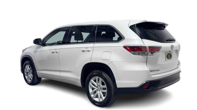 Used 2015 Toyota Highlander LE FWD image 4