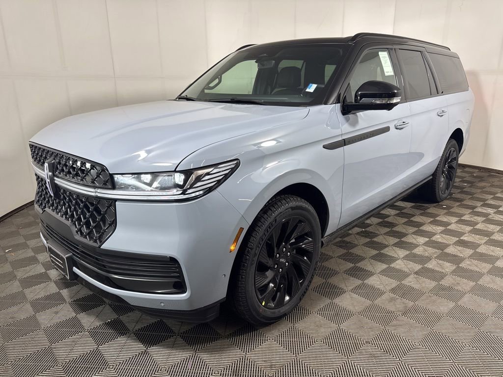 New 2025 Lincoln Navigator L Reserve w/ Jet Appearance Package AWD/4WD image 1