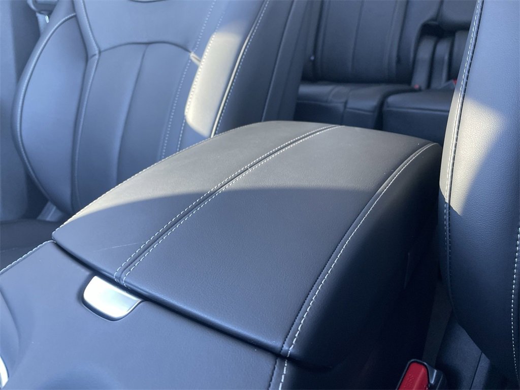 Used 2025 INFINITI QX60 Luxe w/ Vision Package image 26
