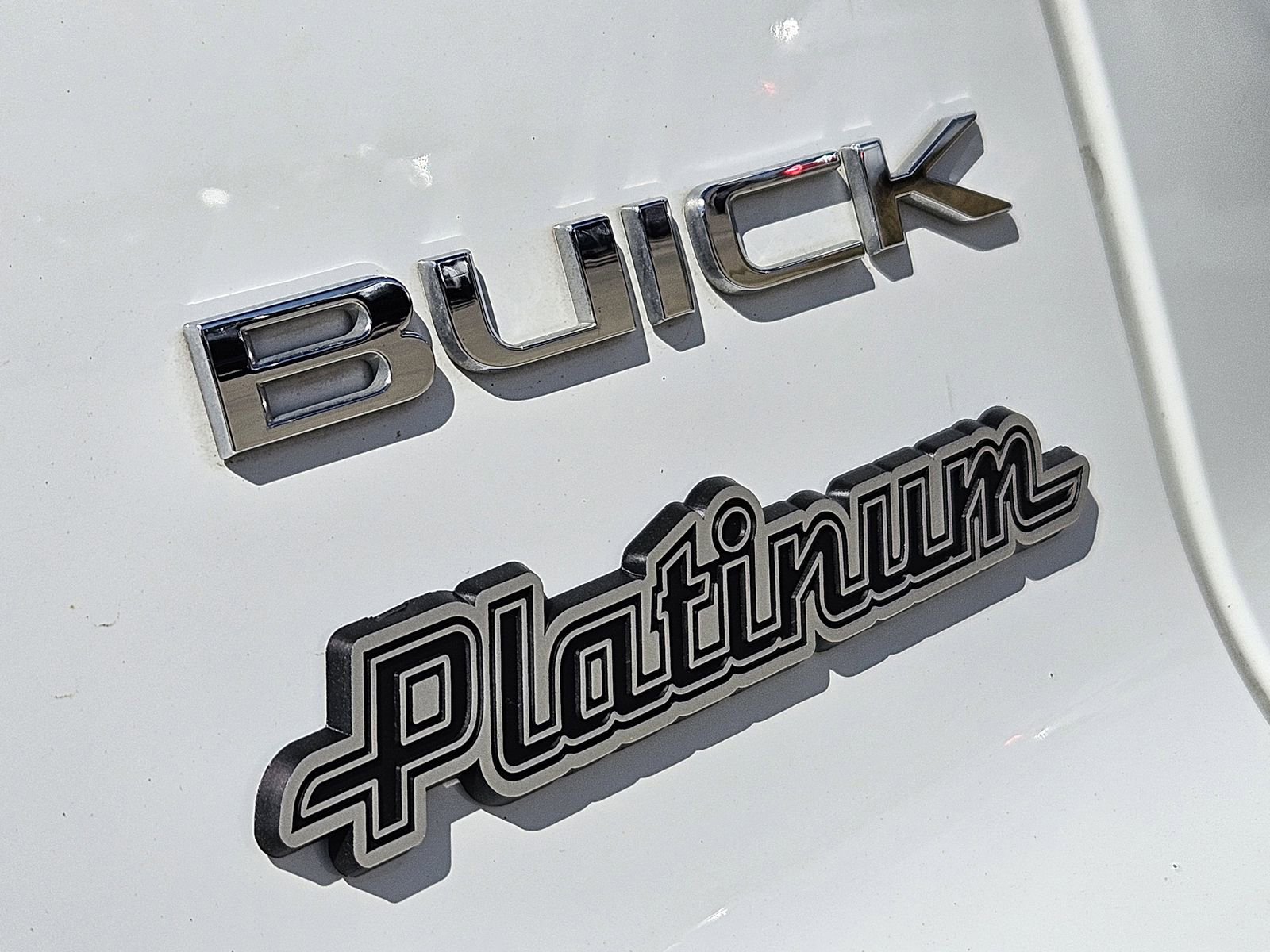 Used 2025 Buick Enclave Preferred image 17