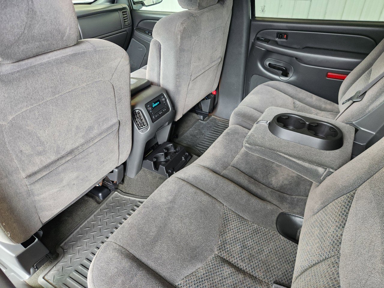 Used 2006 Chevrolet Silverado 1500 LT w/ Onstar Plus Package RWD image 13