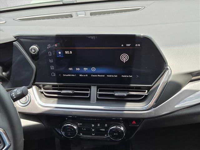 New 2026 Chevrolet Trax ACTIV w/ Sunroof Package FWD image 12