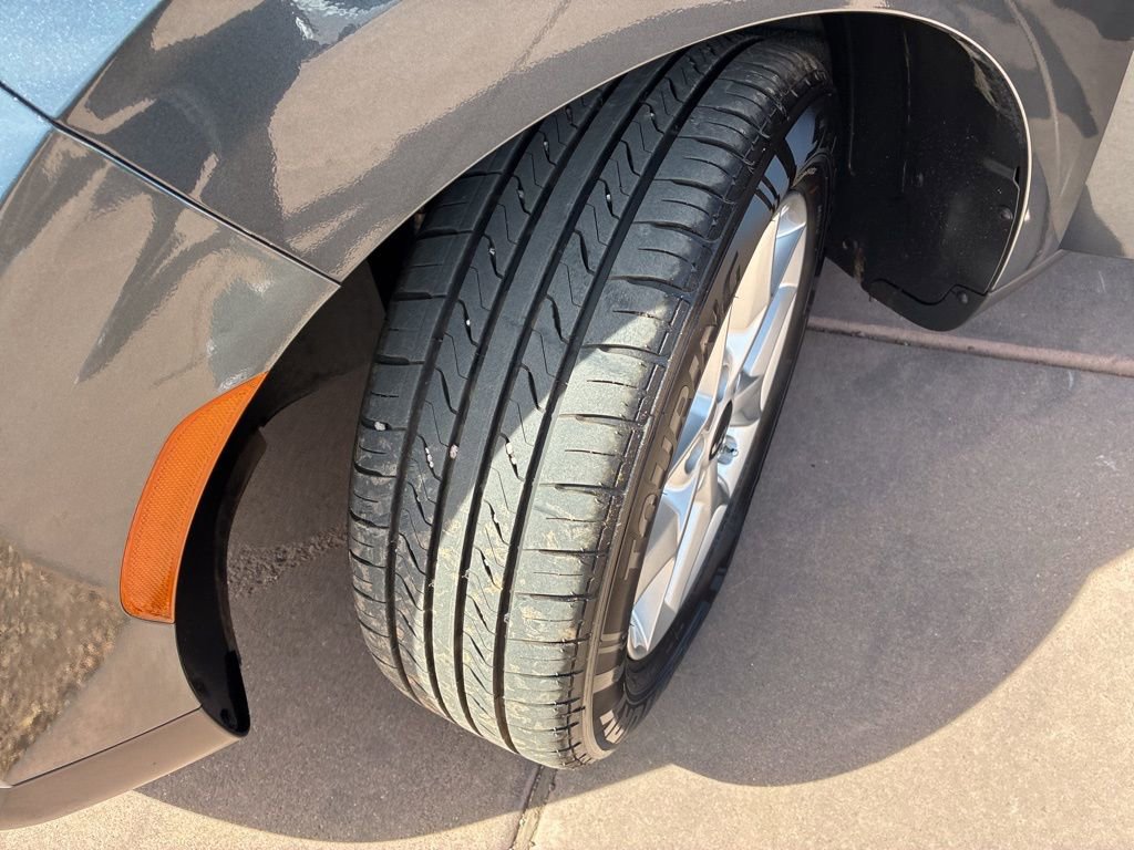 Certified 2025 Kia Soul LX w/ LX Technology Package FWD image 33