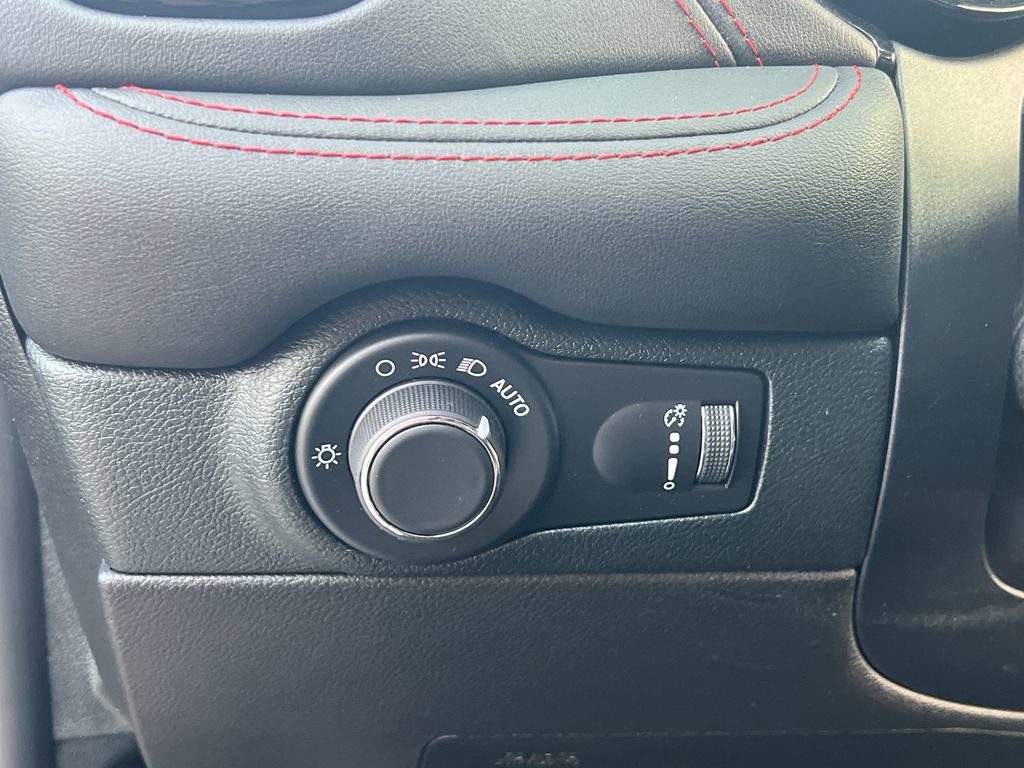 Used 2024 Dodge Durango GT image 16