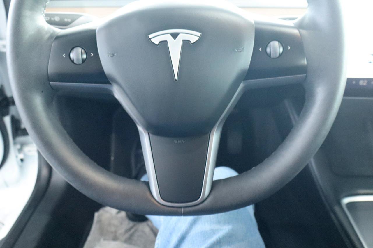 Used 2023 Tesla Model 3 Standard Range RWD image 16