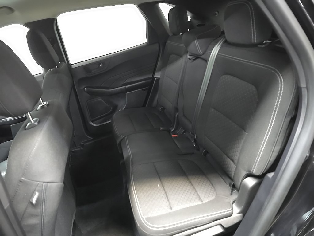 Certified 2023 Ford Escape Active AWD/4WD image 32