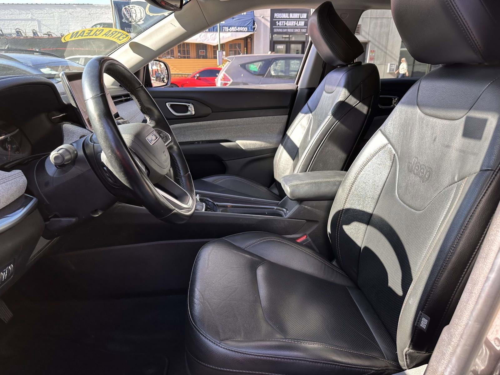 Used 2022 Jeep Compass Latitude image 16