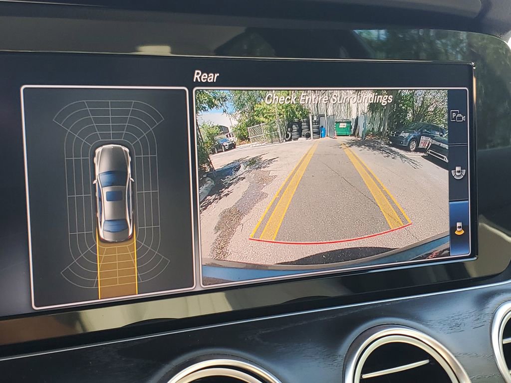Used 2018 Mercedes-Benz E 300 4MATIC image 31