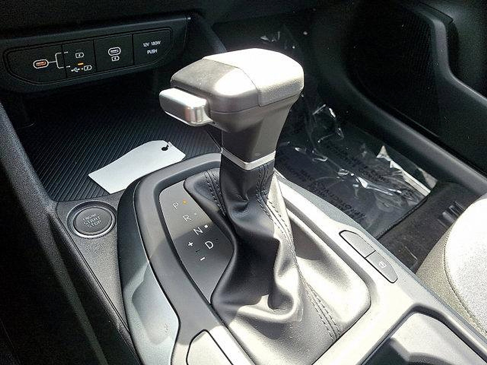 New 2025 Kia K4 LXS image 8