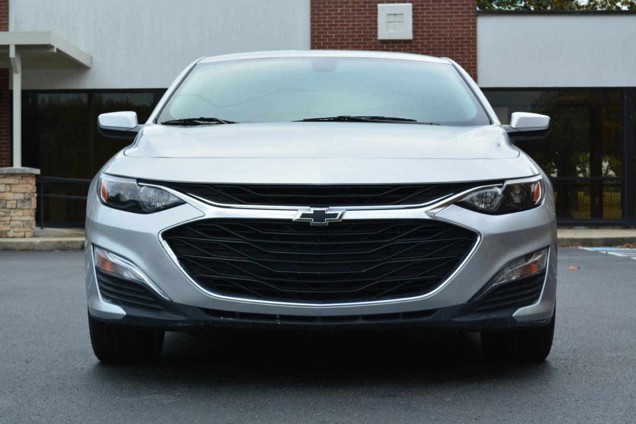 Used 2021 Chevrolet Malibu RS FWD image 2