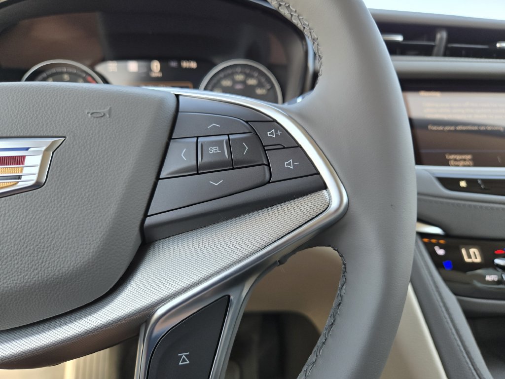 New 2026 Cadillac XT5 Premium Luxury w/ Driver Assist Package AWD/4WD image 15
