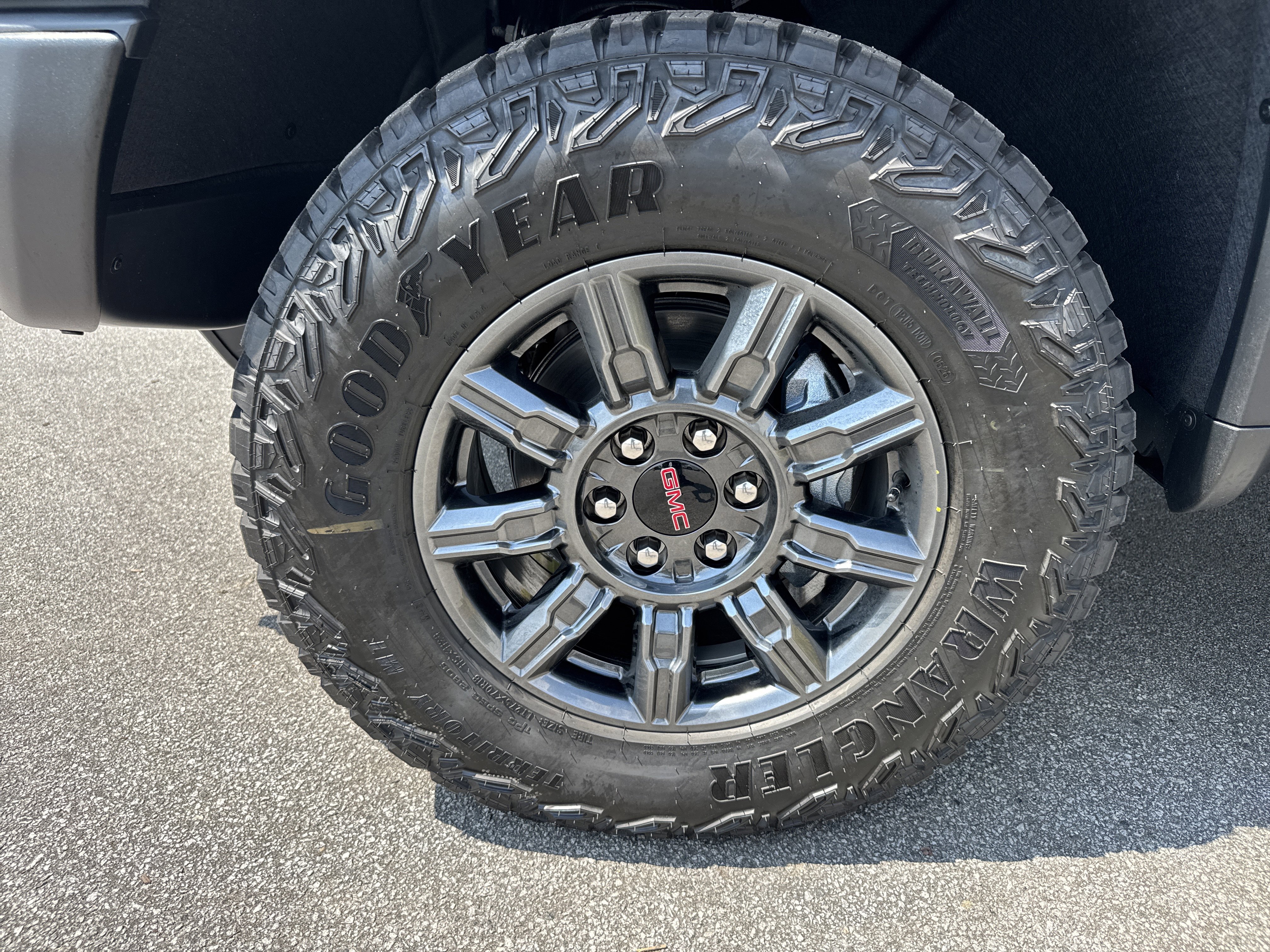 New 2026 GMC Sierra 1500 AT4X AWD/4WD image 13