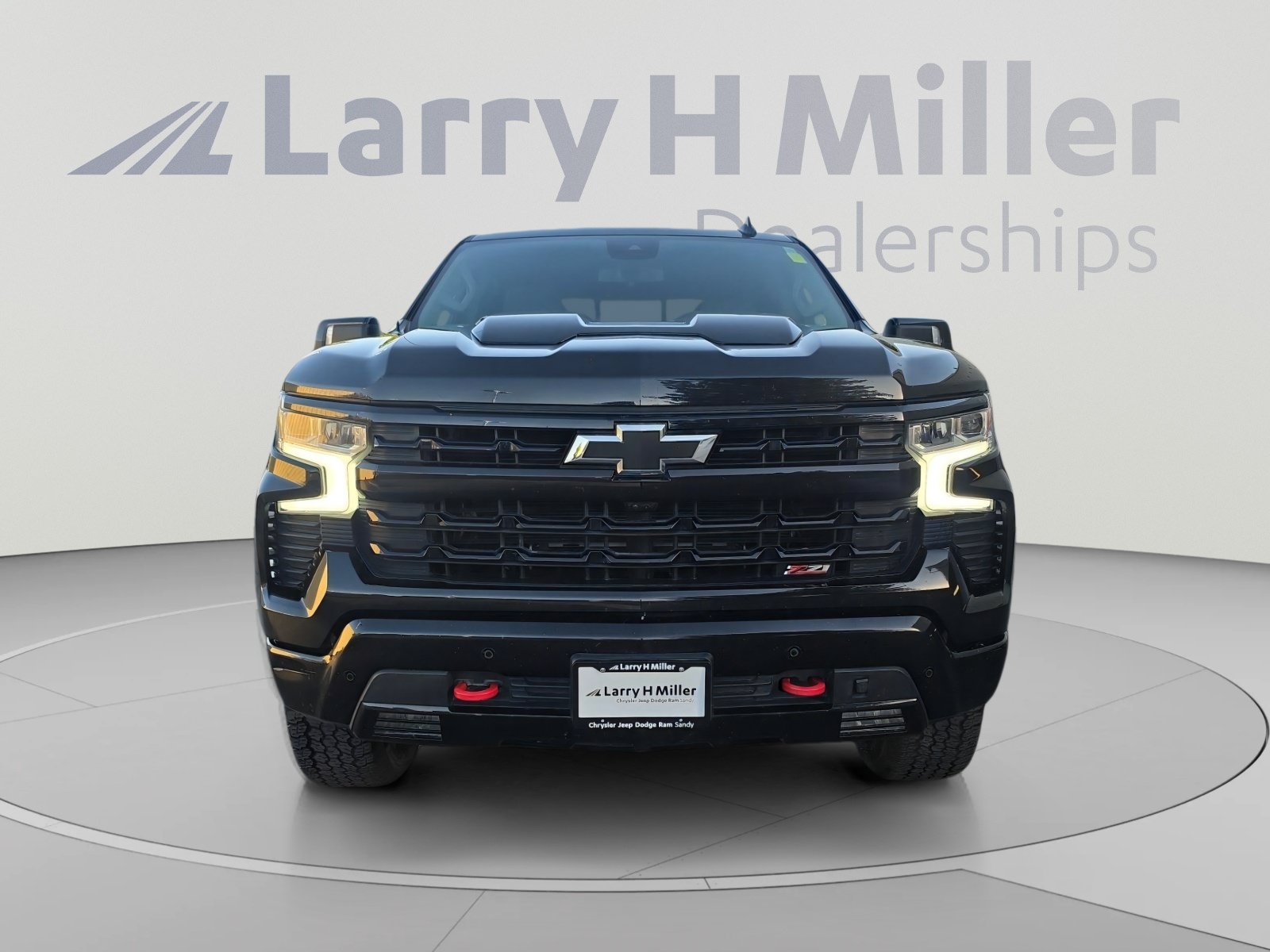 Used 2024 Chevrolet Silverado 1500 LT Trail Boss w/ LT Trail Boss Premium Package AWD/4WD image 8