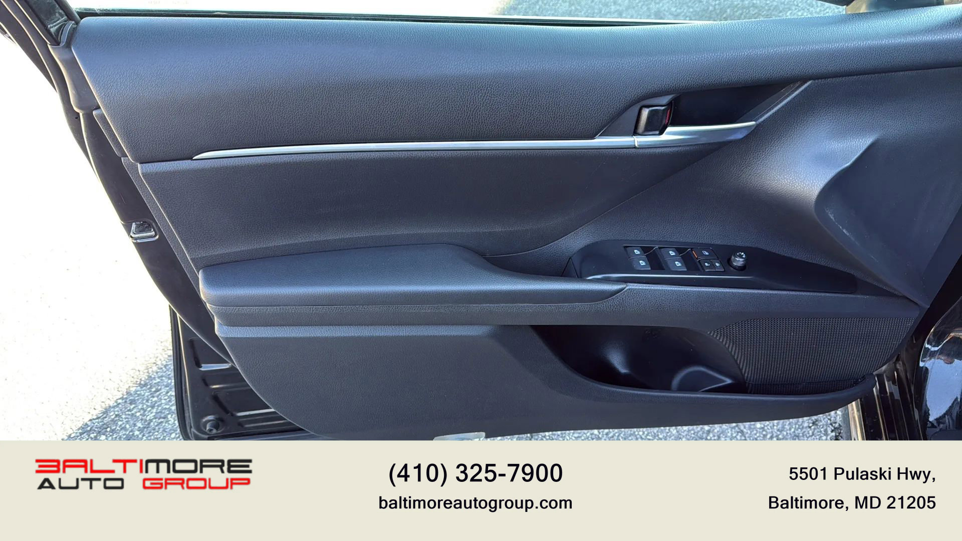 Used 2018 Toyota Camry SE image 14